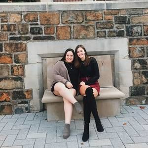 Meet your Posher, Ariella